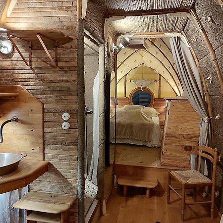 Ferienwohnung Un Jardin Sur La Colline Claveyson Exterior foto